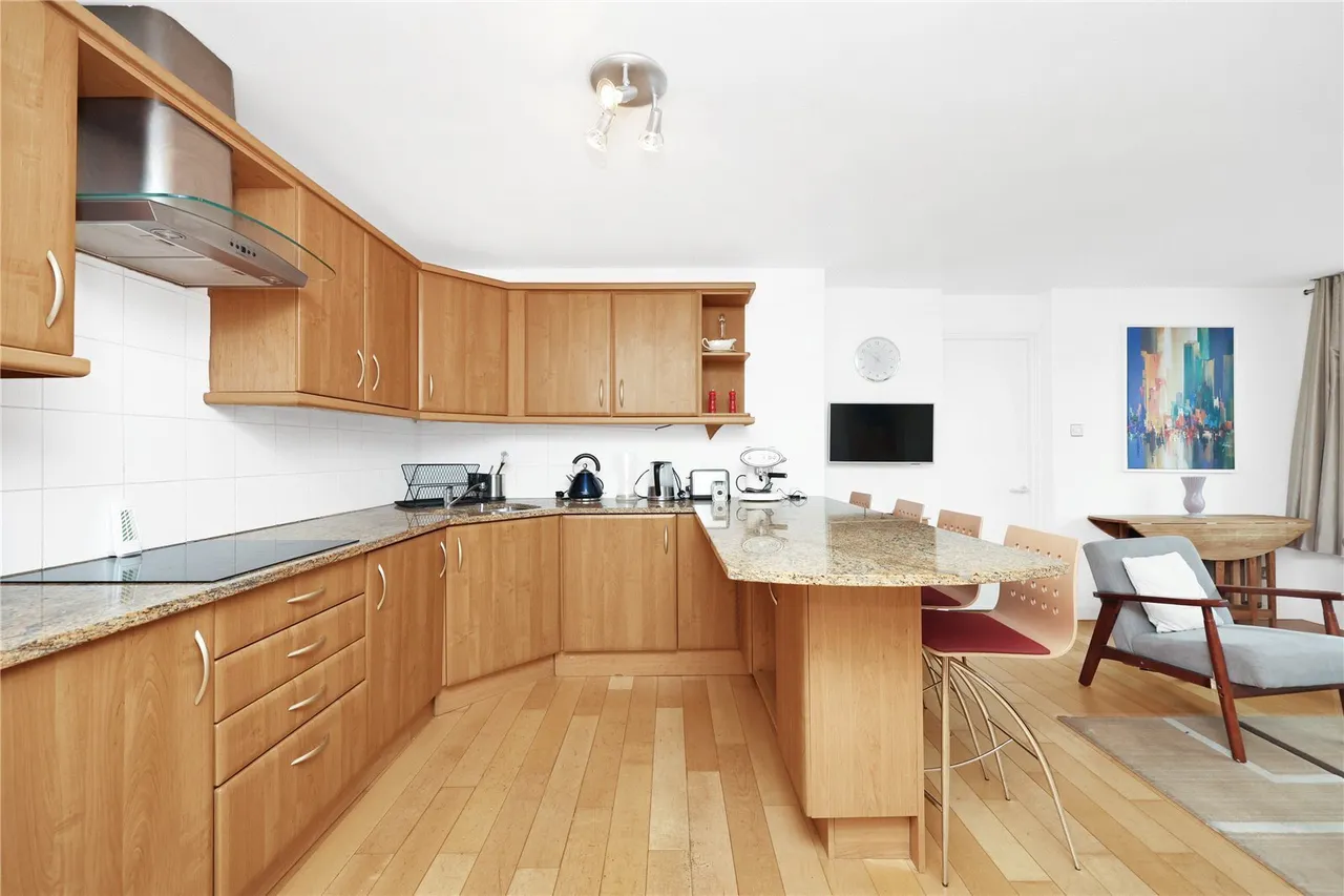 Britton Street, London, EC1M, photo 3