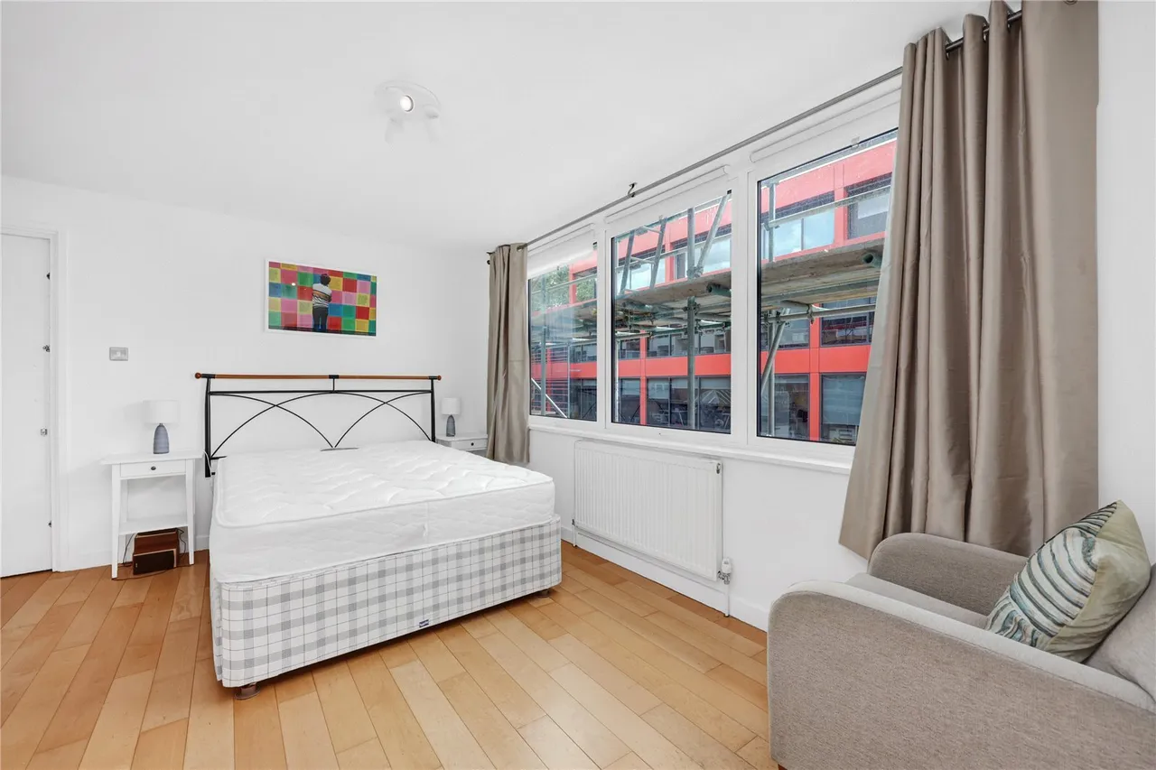 Britton Street, London, EC1M, photo 4