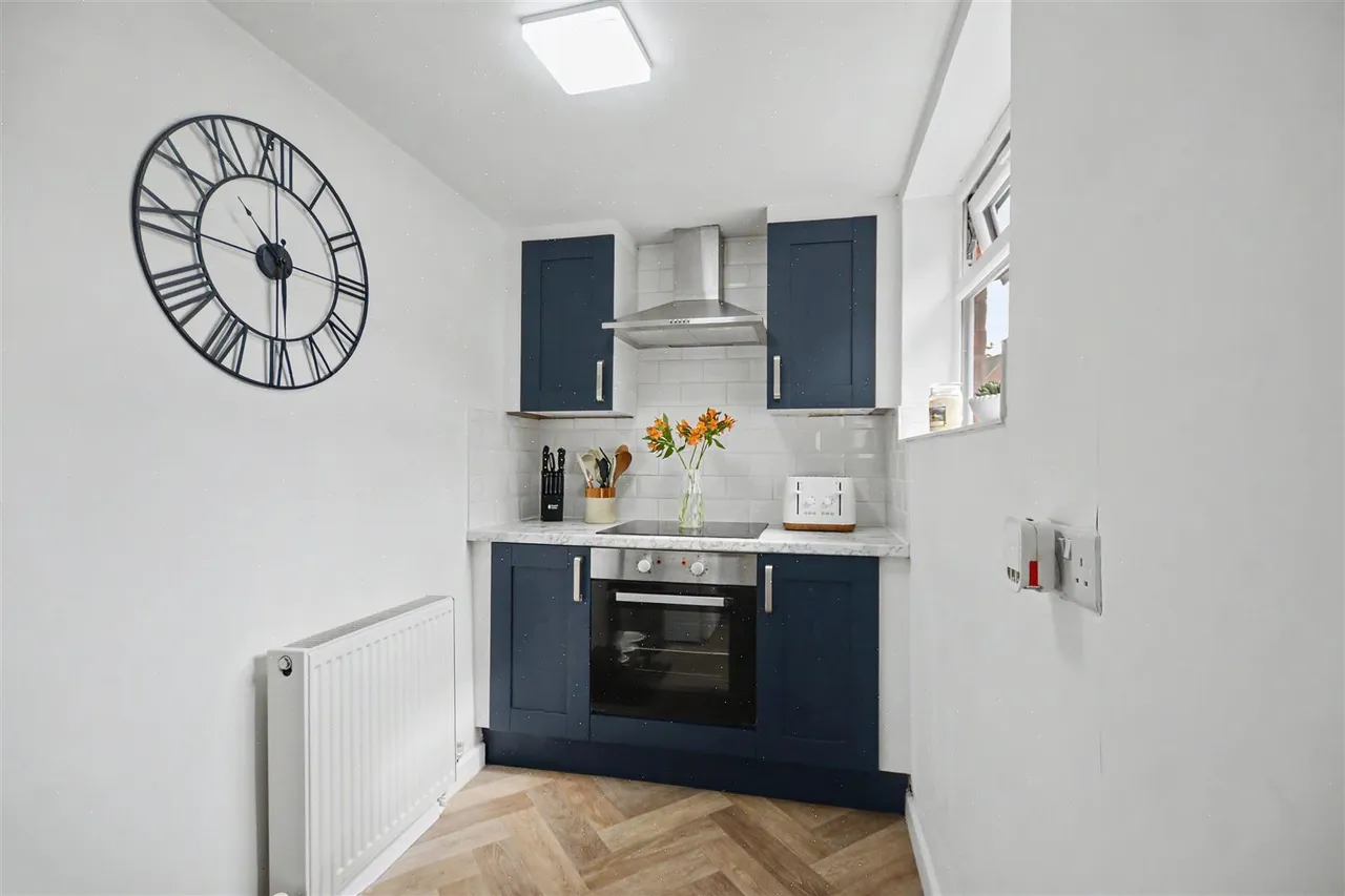 Cyril Avenue, Stapleford, NG9, photo 6