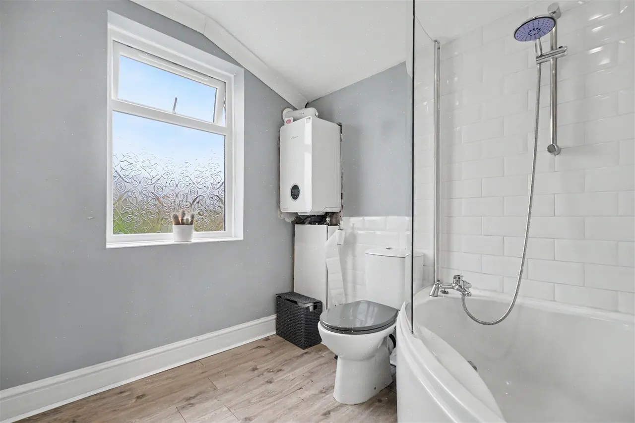 Cyril Avenue, Stapleford, NG9, photo 10