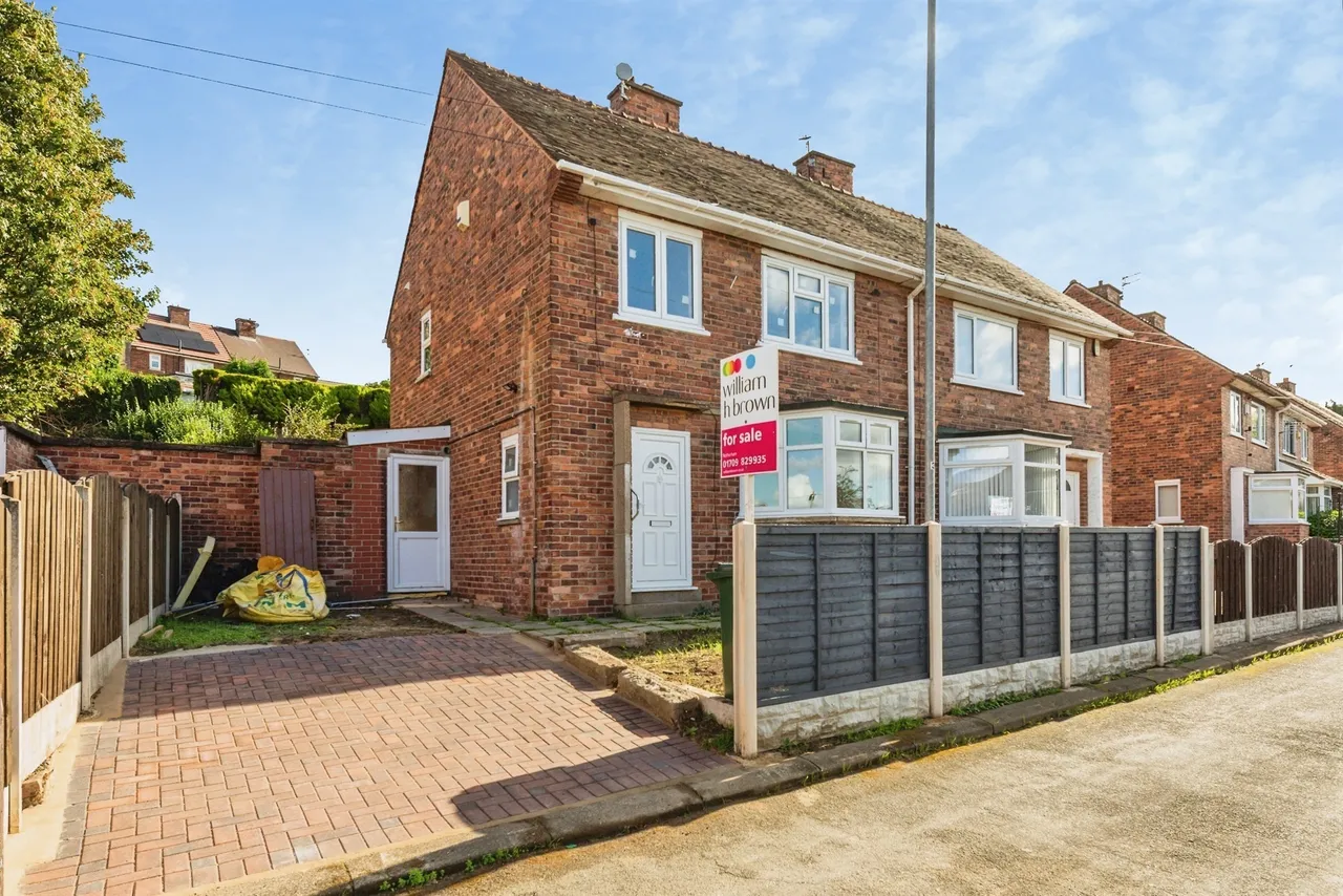 3 bed house for sale, Hirst Drive, Herringthorpe, S65