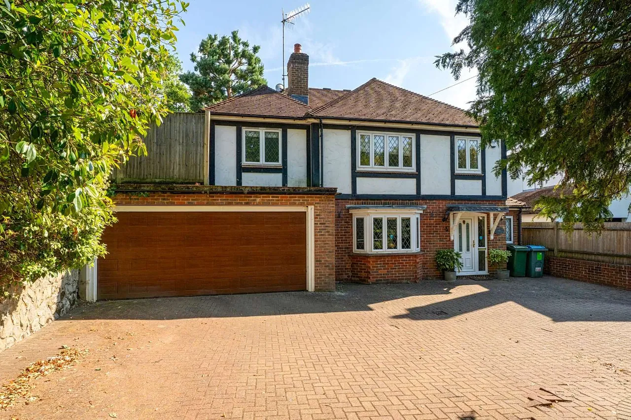 4 bed house to rent — Littlecourt Road, Sevenoaks, Kent, TN13 2JG