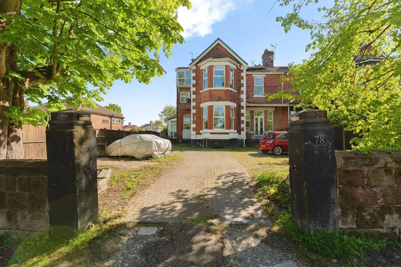 1 bed flat for sale — Egerton Park, Rock Ferry, Birkenhead