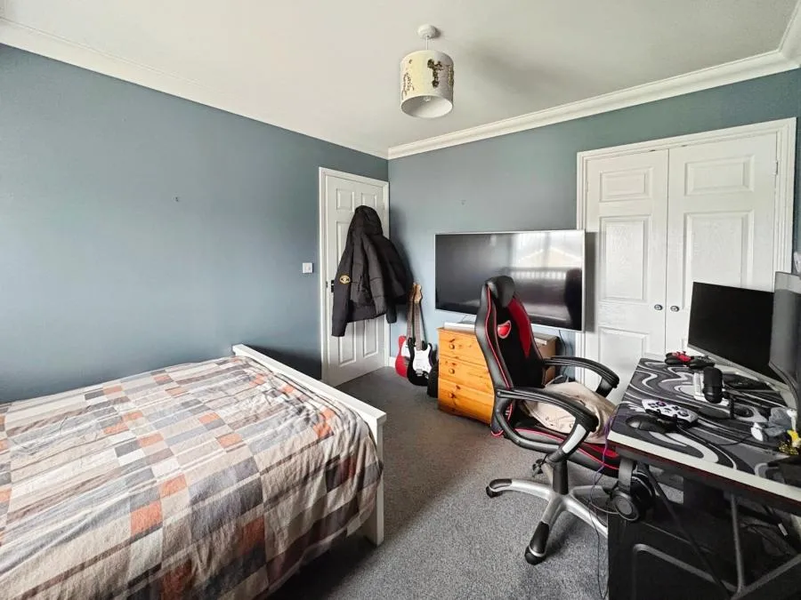 The Meadow, East Cowes, PO32, photo 12