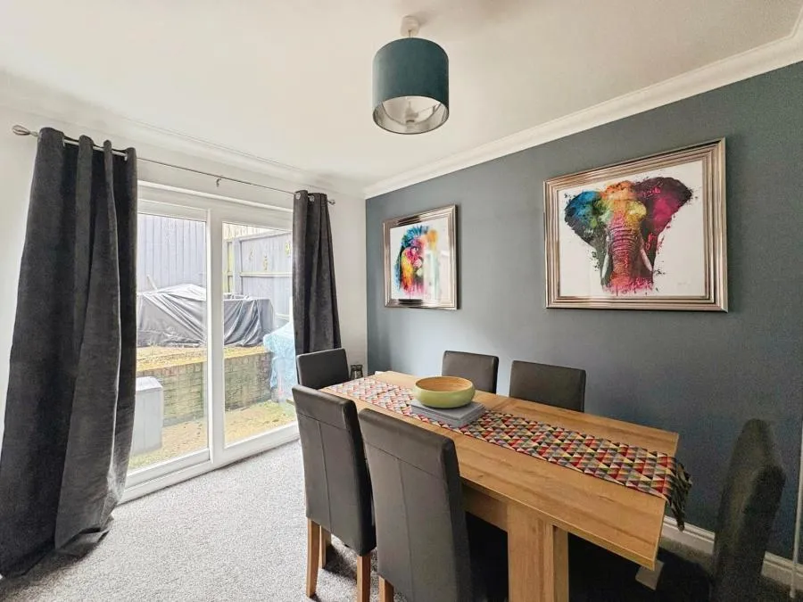 The Meadow, East Cowes, PO32, photo 7
