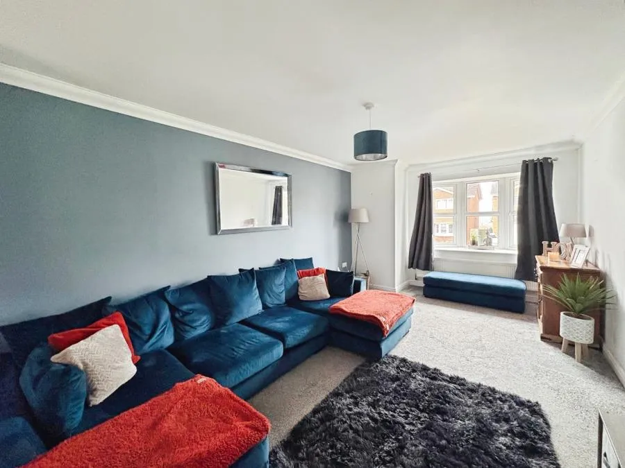 The Meadow, East Cowes, PO32, photo 4