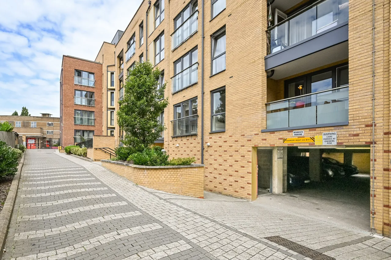 Flat 40, 565 London Road, Isleworth, photo 10