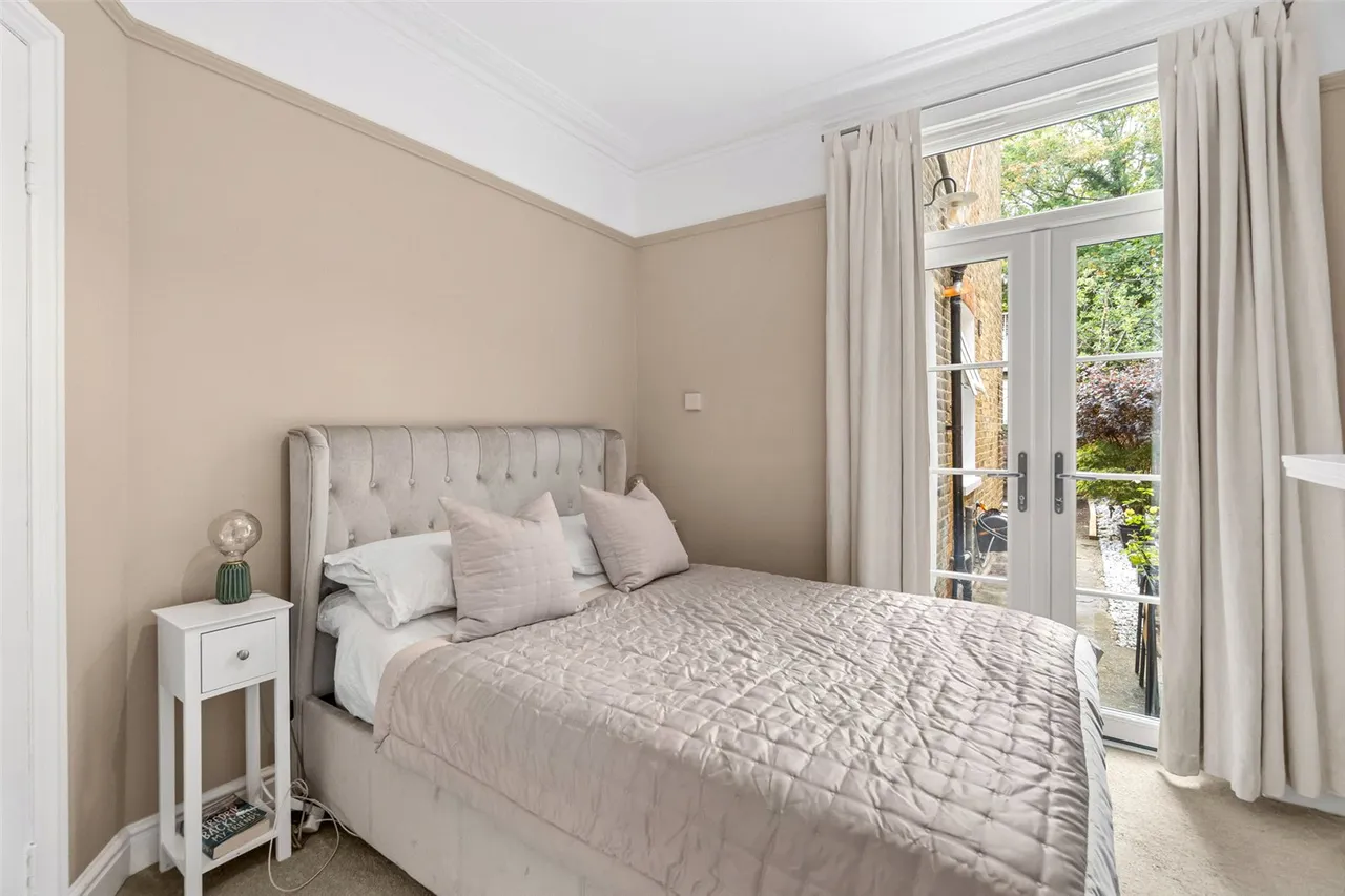 Warwick Road, Hampton Wick, KT1 4DW, photo 5