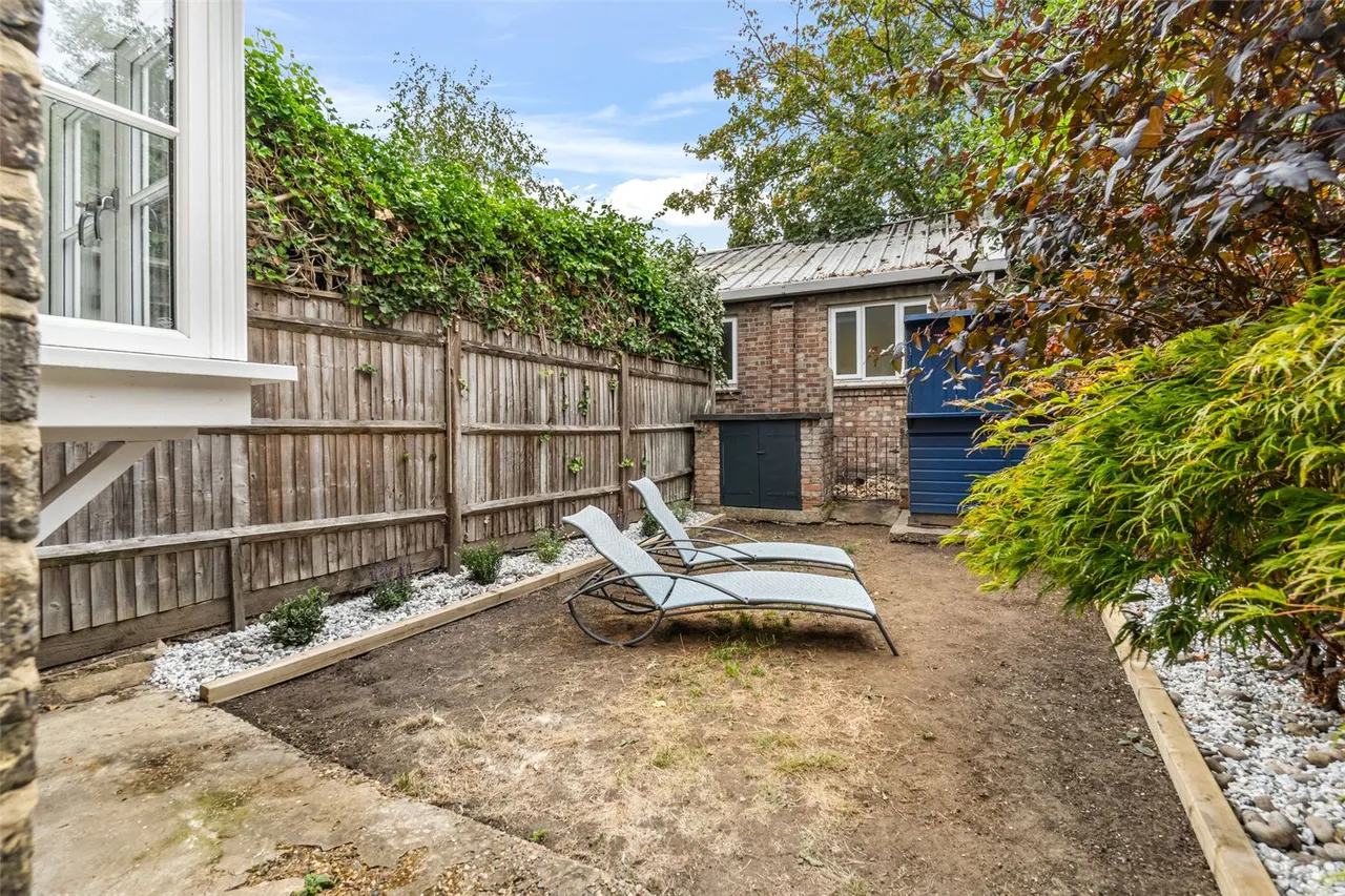 Warwick Road, Hampton Wick, KT1 4DW, photo 7