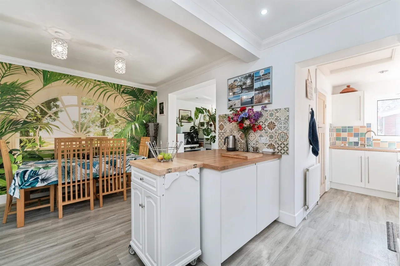 Newlands Avenue, March, PE15, photo 6