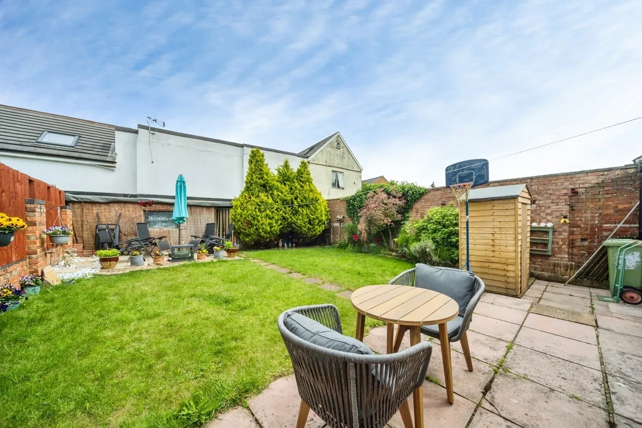 George Street, Bletchley, Milton Keynes, Buckinghamshire, MK2, photo 29
