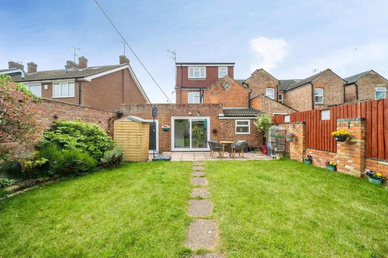 George Street, Bletchley, Milton Keynes, Buckinghamshire, MK2, photo 27