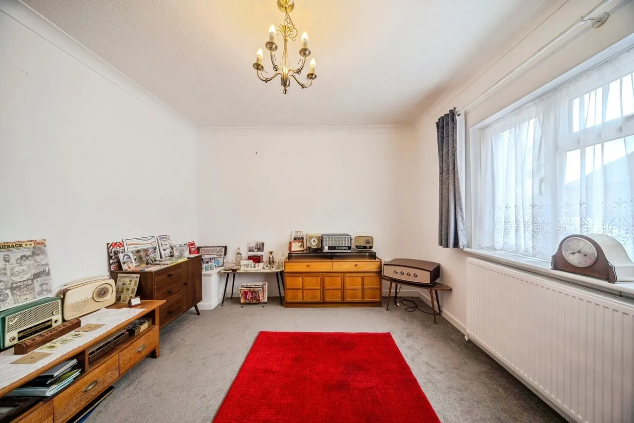 George Street, Bletchley, Milton Keynes, Buckinghamshire, MK2, photo 3