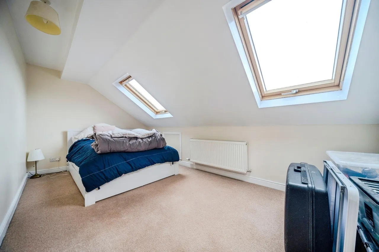 George Street, Bletchley, Milton Keynes, Buckinghamshire, MK2, photo 18