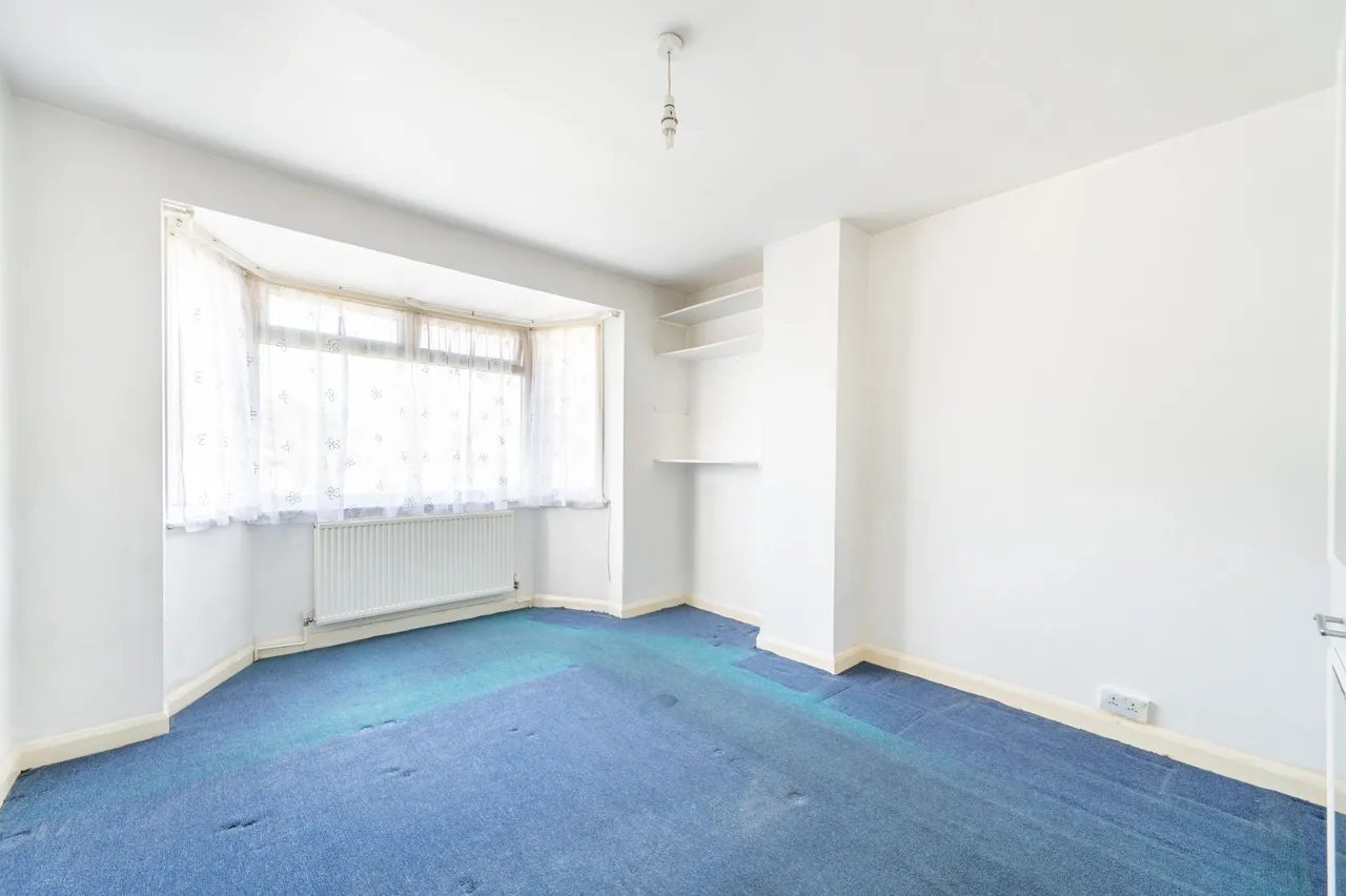 22 Elms Lane, Wembley, photo 9