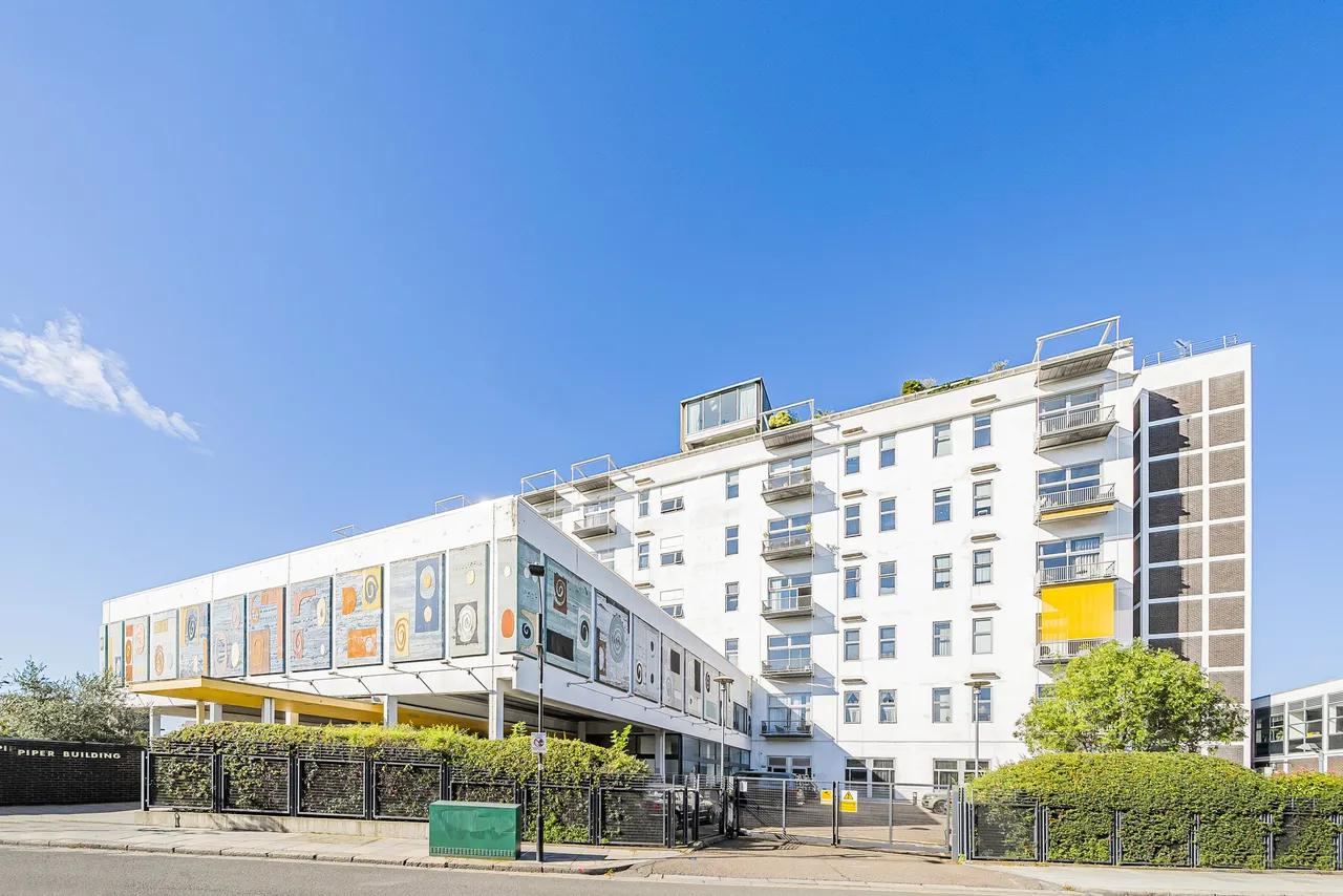 39 The Piper Building, Peterborough Road, London, photo 10