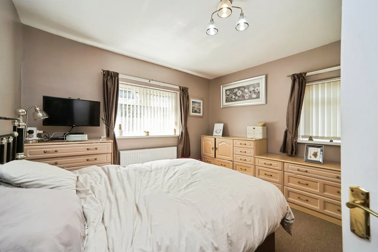 Hillside Grove, Oakworth, Keighley, photo 8