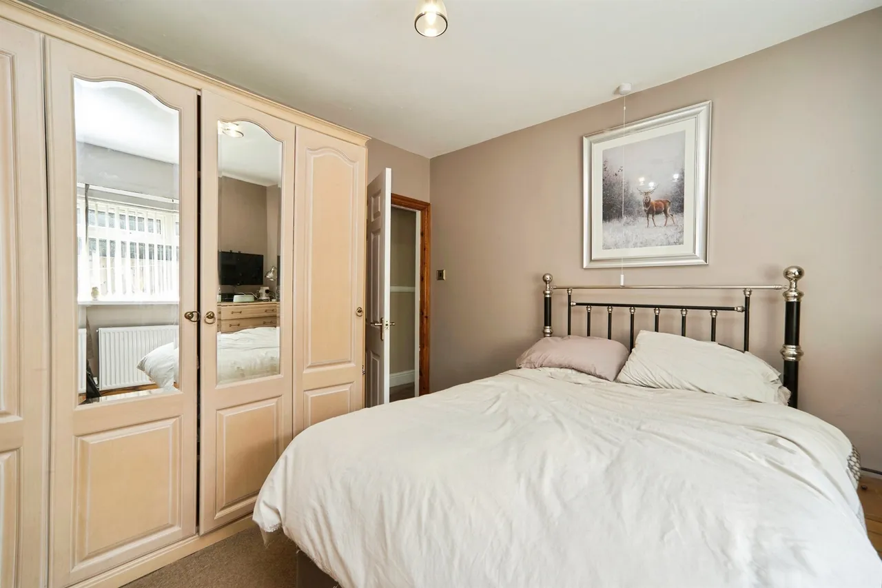 Hillside Grove, Oakworth, Keighley, photo 9