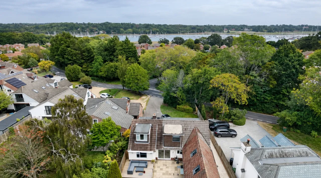Satchell Lane, Hamble, SO31, photo 2