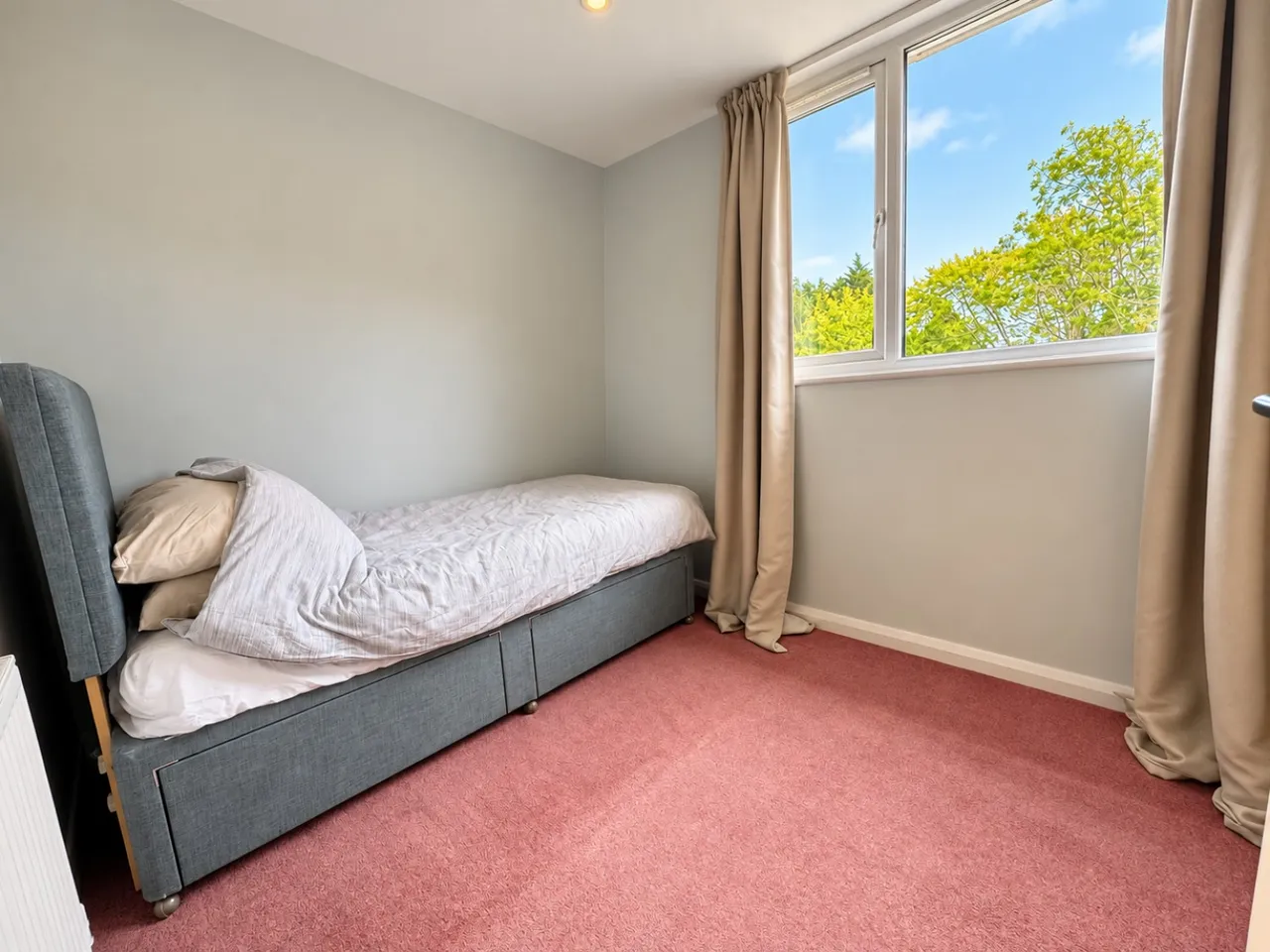Satchell Lane, Hamble, SO31, photo 17