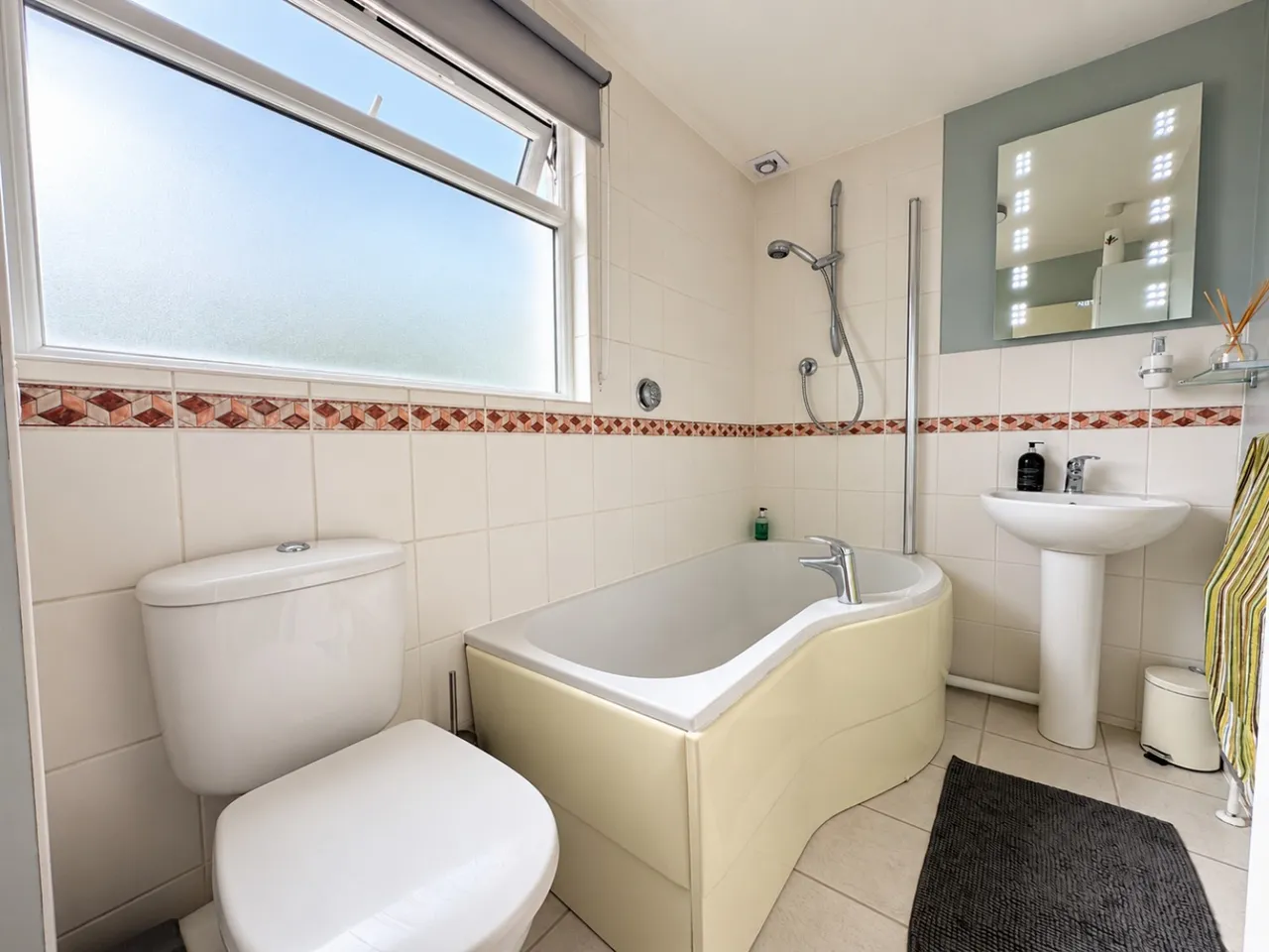 Satchell Lane, Hamble, SO31, photo 16
