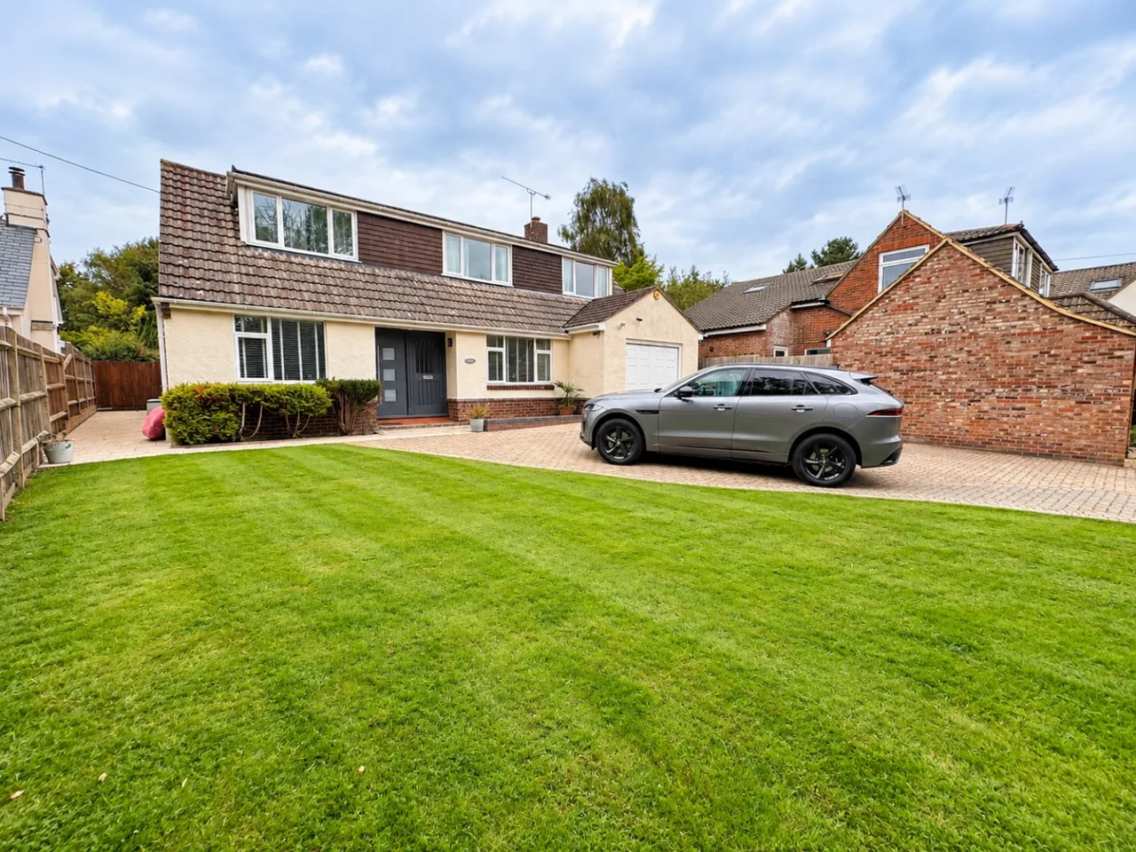6 bed house for sale, Satchell Lane, Hamble, SO31