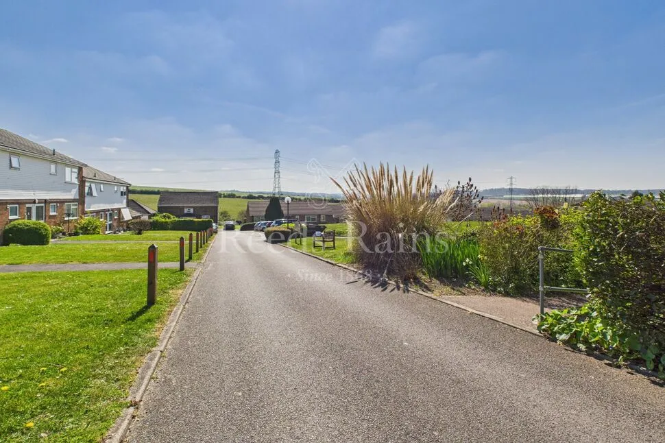 Victoria Drive, South Darenth, Kent, DA4, photo 7