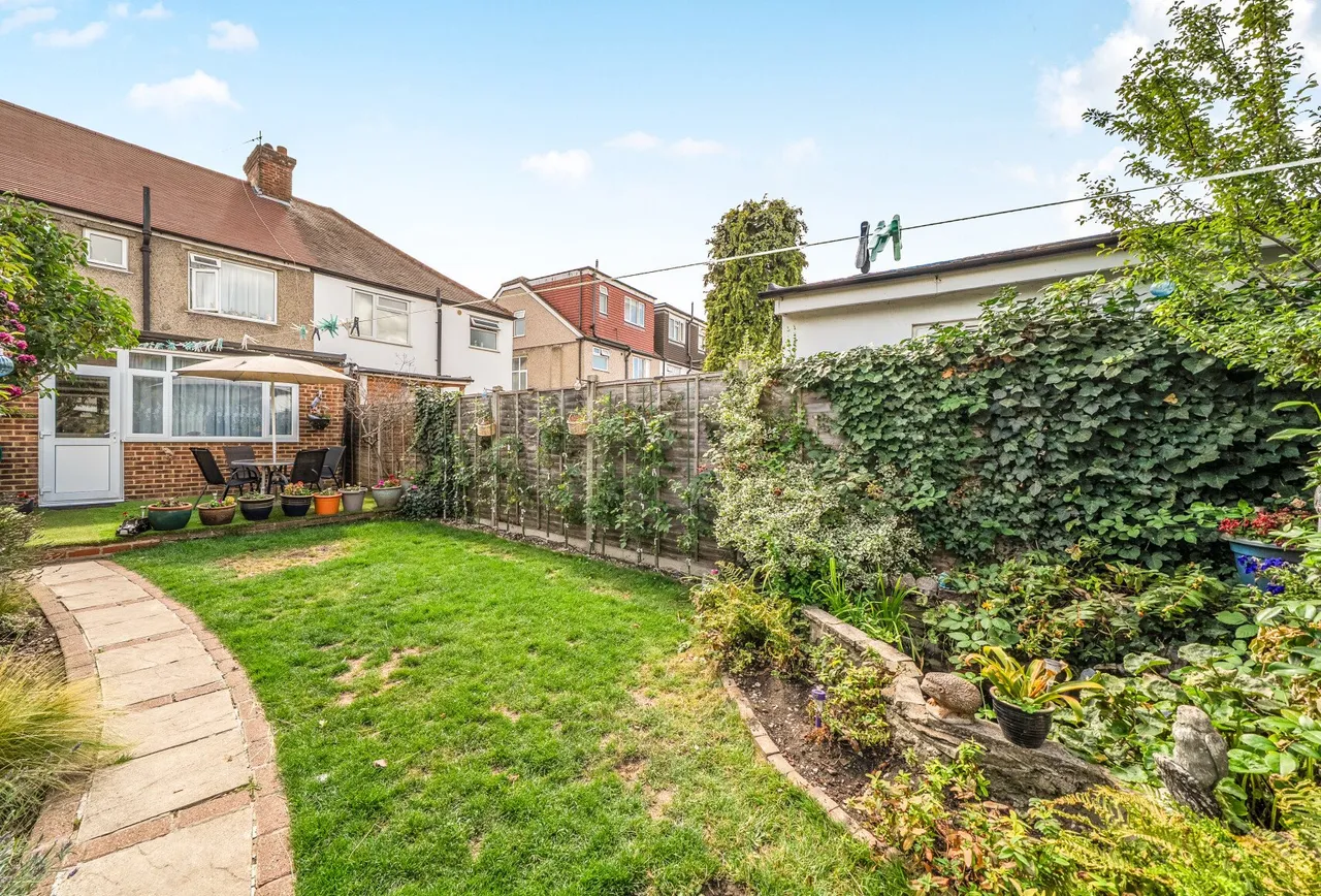 Beech Grove, Mitcham, CR4 1LL, photo 19