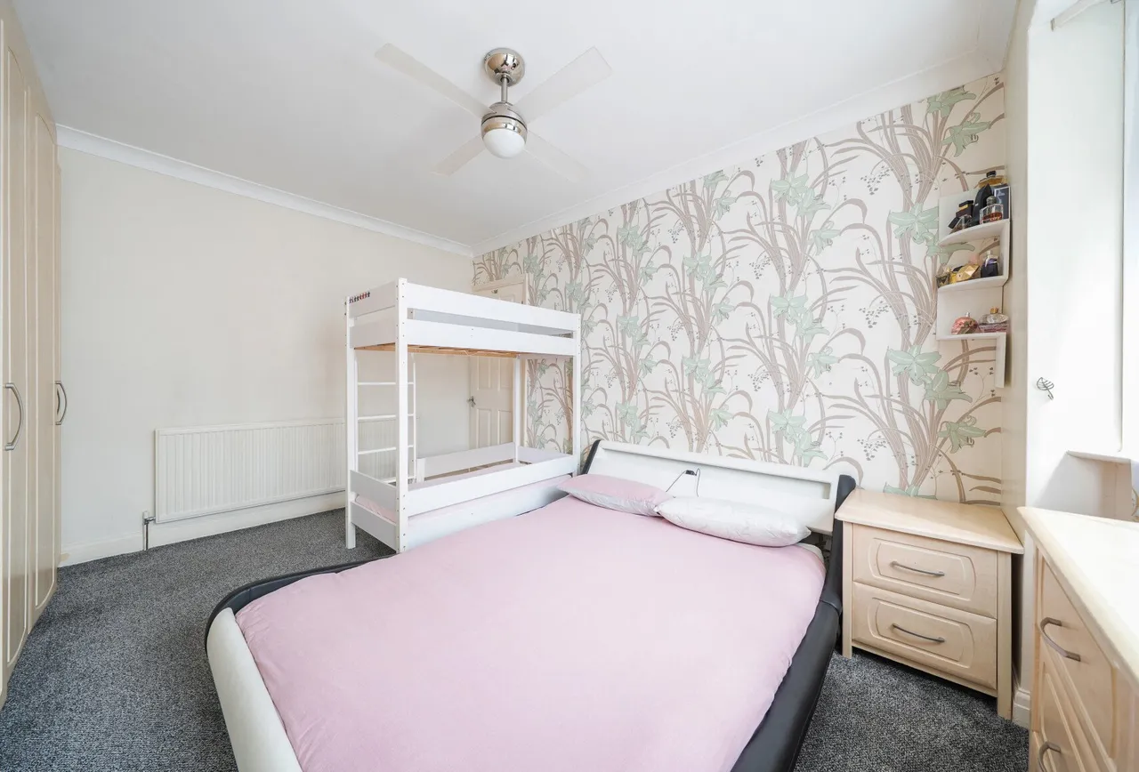 Beech Grove, Mitcham, CR4 1LL, photo 14