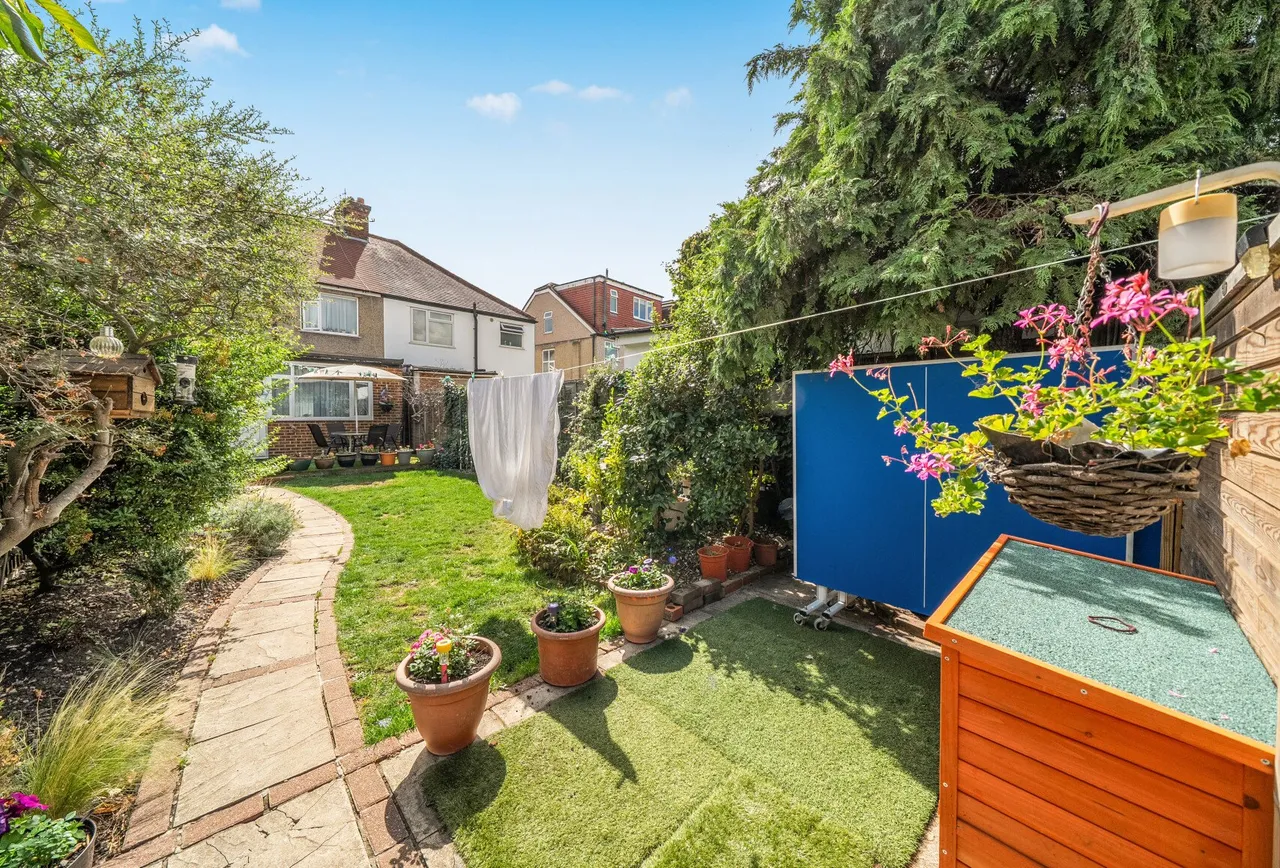 Beech Grove, Mitcham, CR4 1LL, photo 20