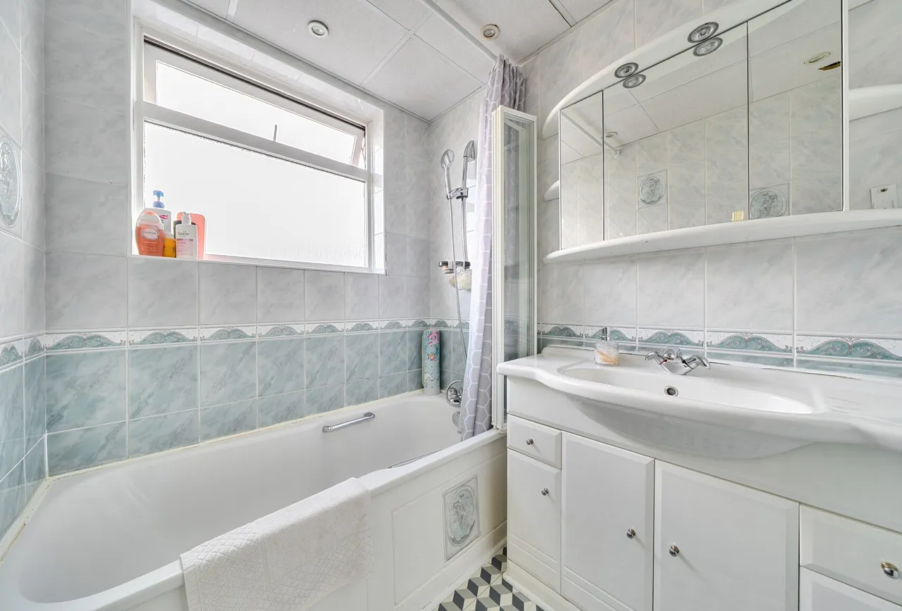 Beech Grove, Mitcham, CR4 1LL, photo 7