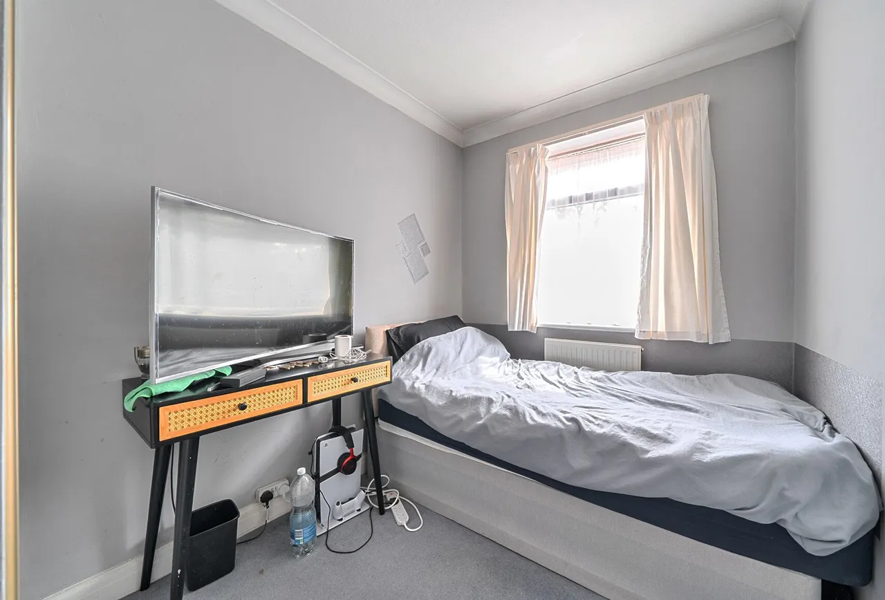 Beech Grove, Mitcham, CR4 1LL, photo 12