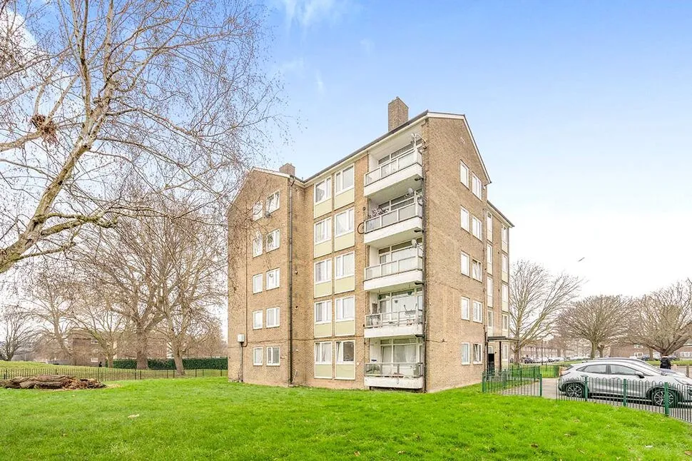 2 bed flat for sale — Stanbrook Road, London, SE2
