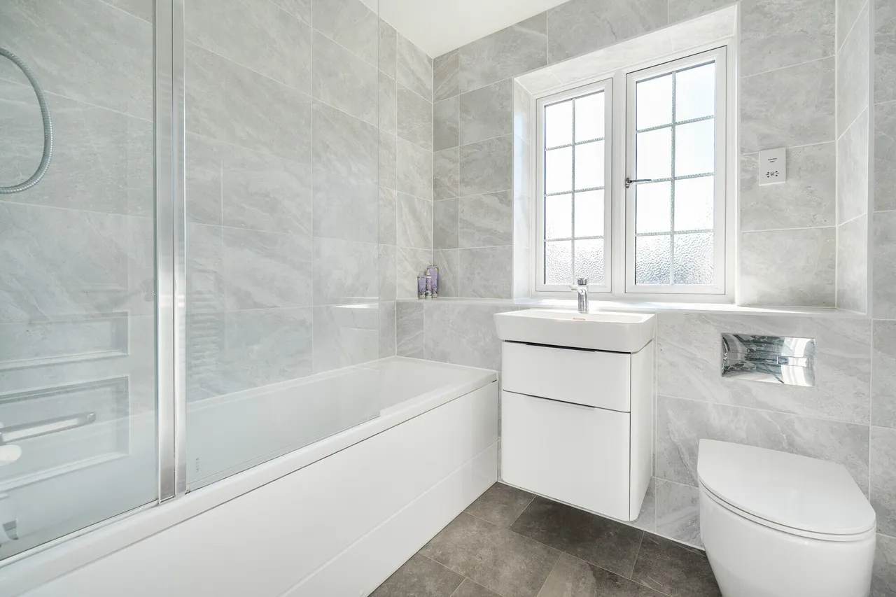 Uttley Lane, Beaconsfield, HP9, photo 6