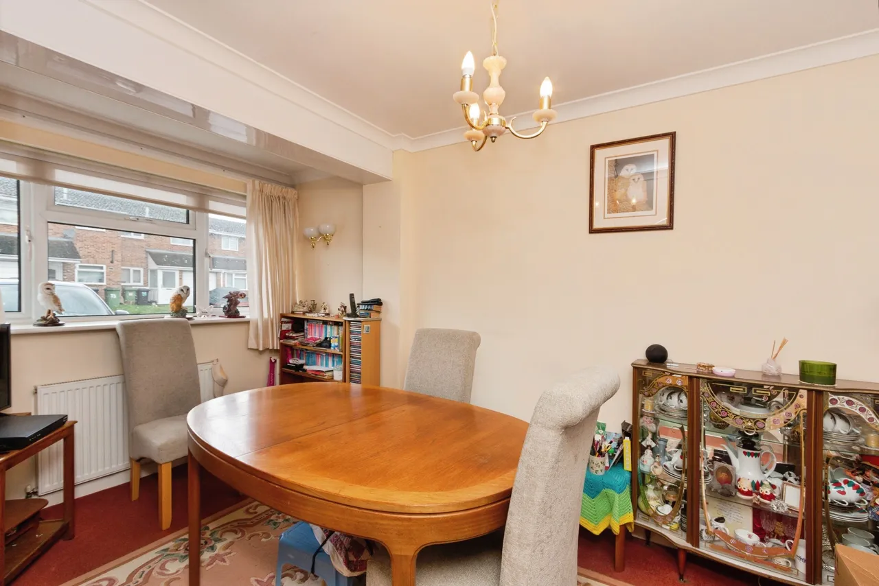Elm Close, Bordon, photo 9
