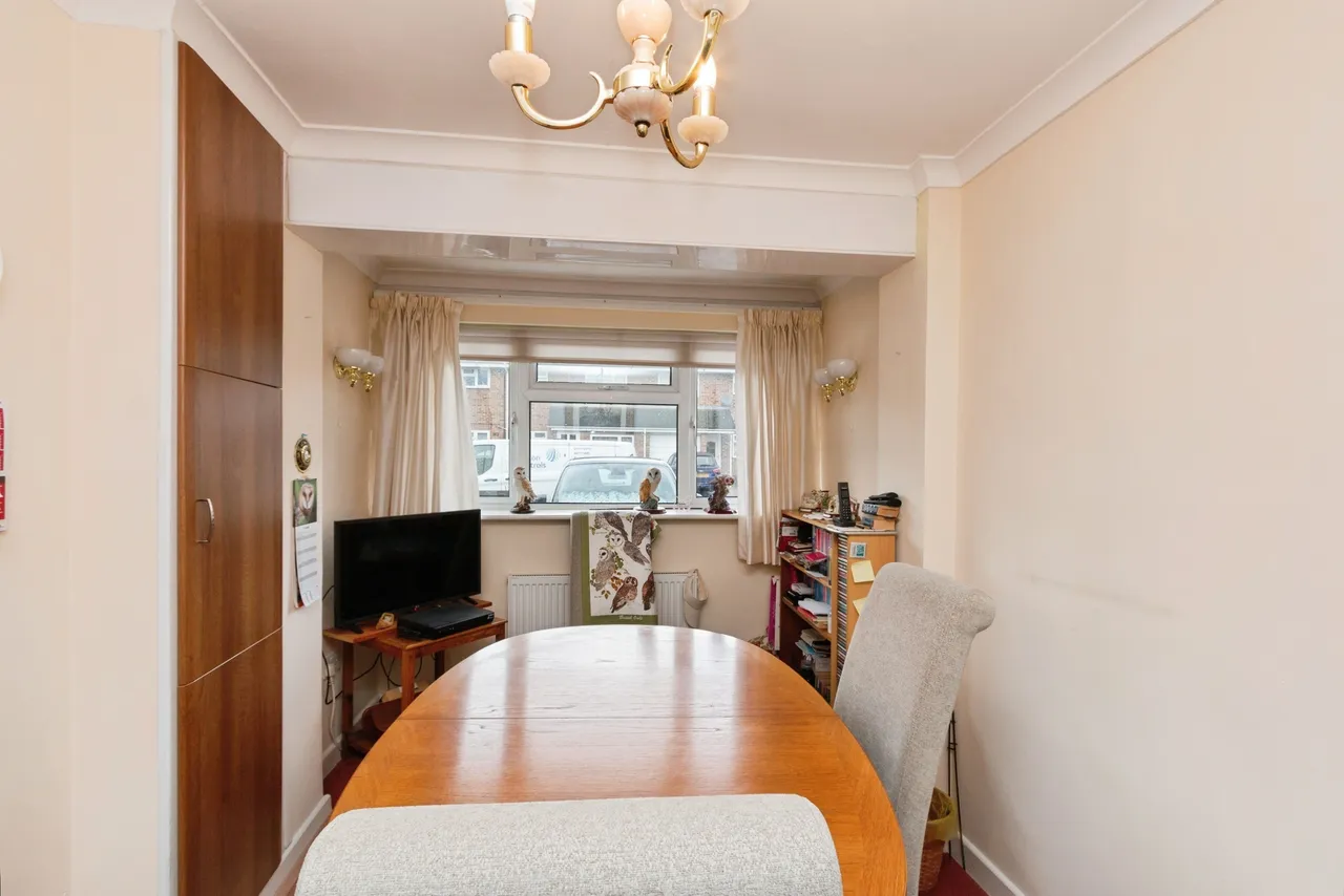 Elm Close, Bordon, photo 10
