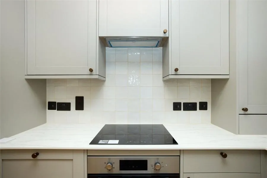 Woodchurch Road, London, NW6, photo 11
