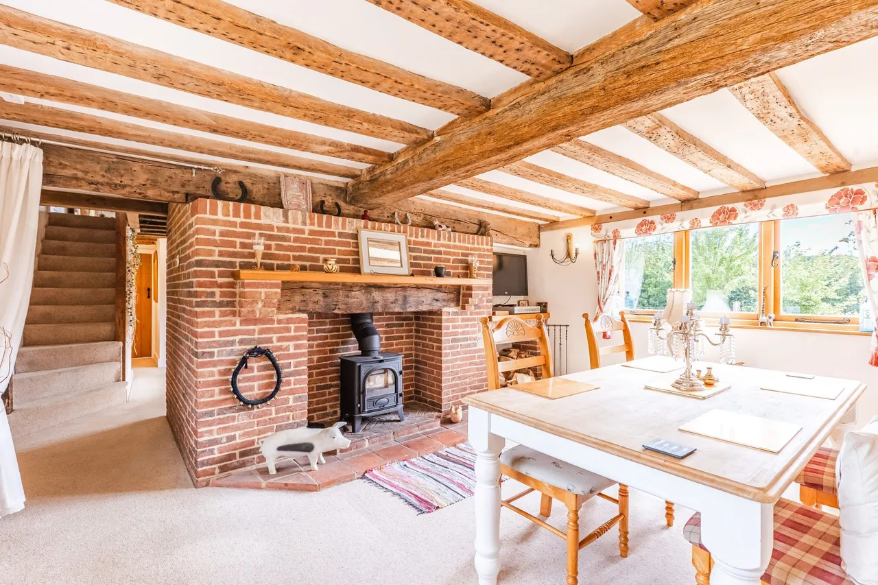 Enchanting Period Cottage in Merton, photo 7
