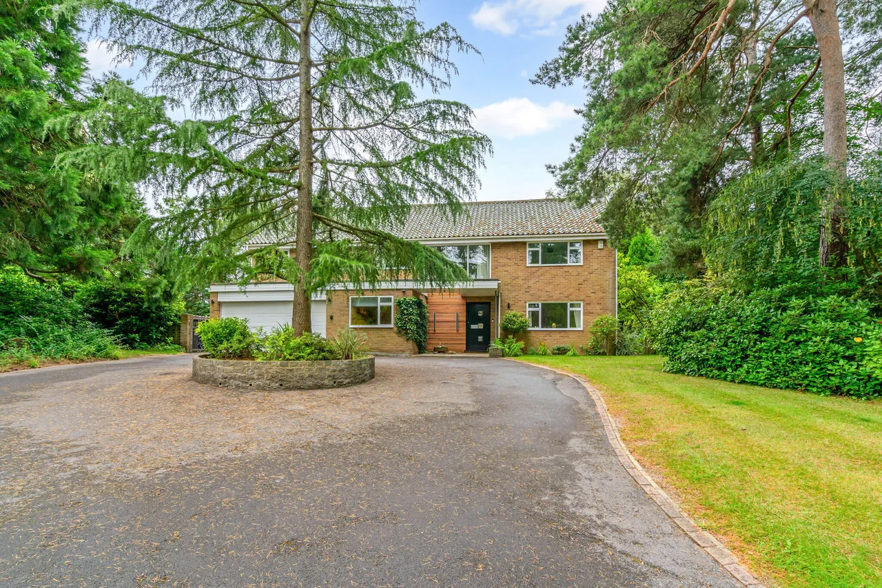 Azalea Way, Camberley, GU15, photo 2