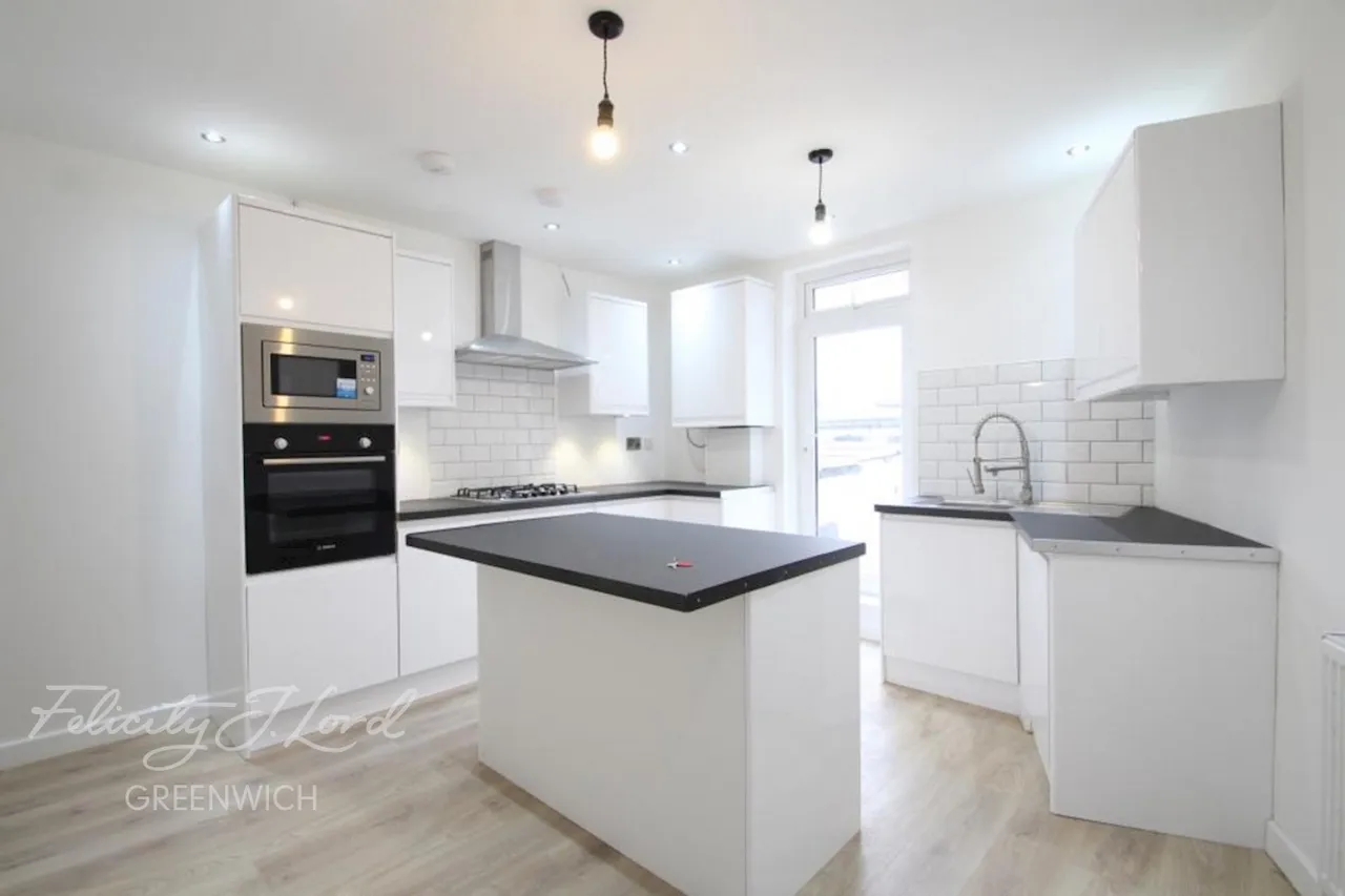 3 bed flat to rent, Greenwich South Street