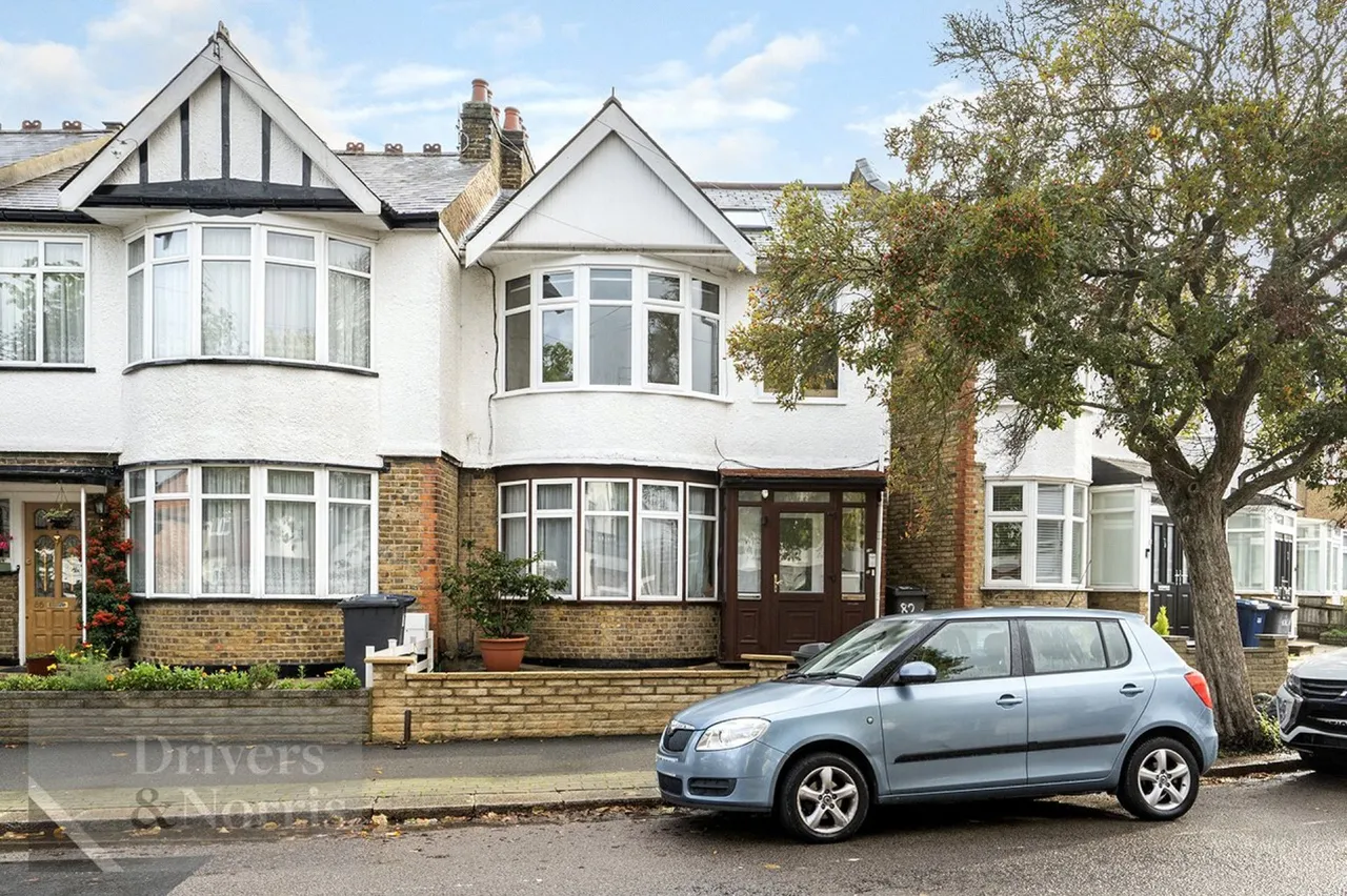 Hutton Grove, North Finchley, photo 5