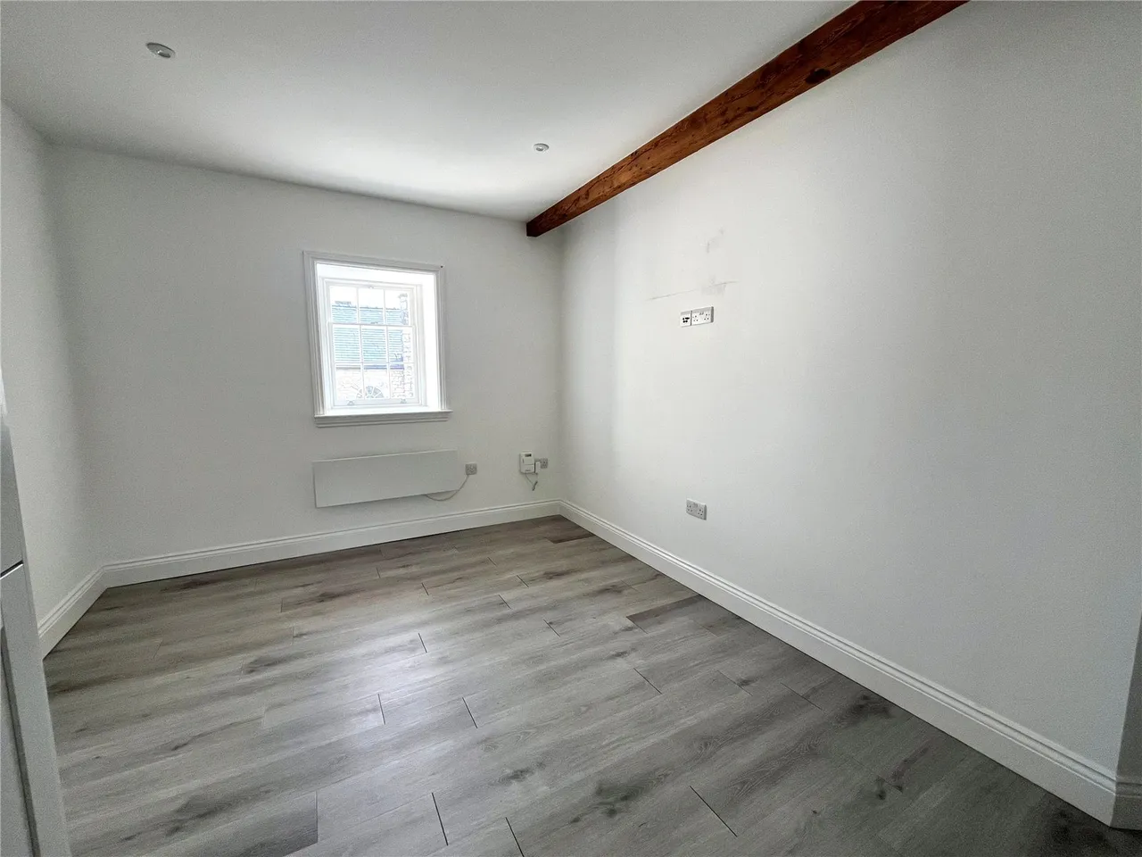 Old Chester Road, Holywell, CH8, photo 6