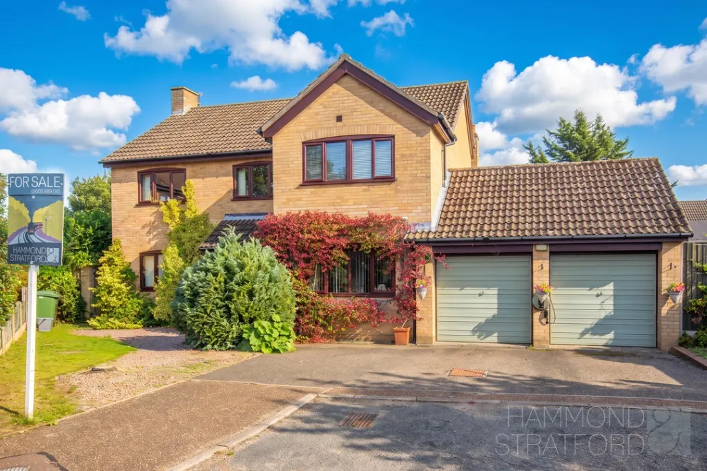 5 bed house for sale, Woodgate, Cringleford