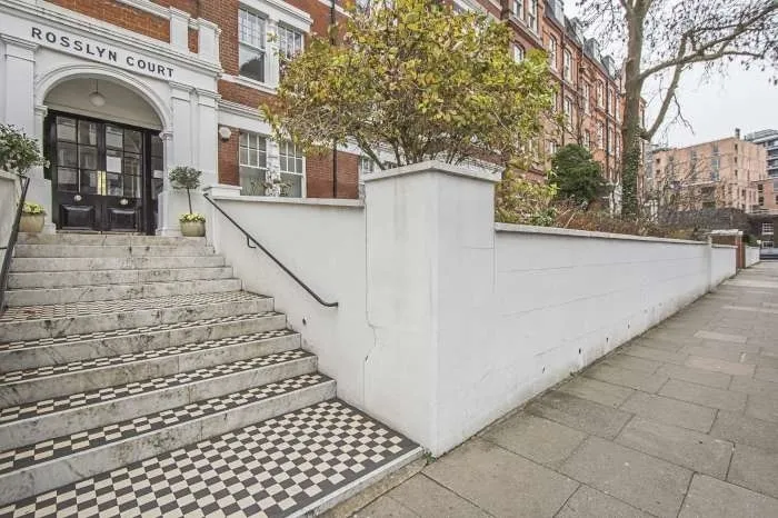 10 Ornan Road Belsize Park NW3, photo 3