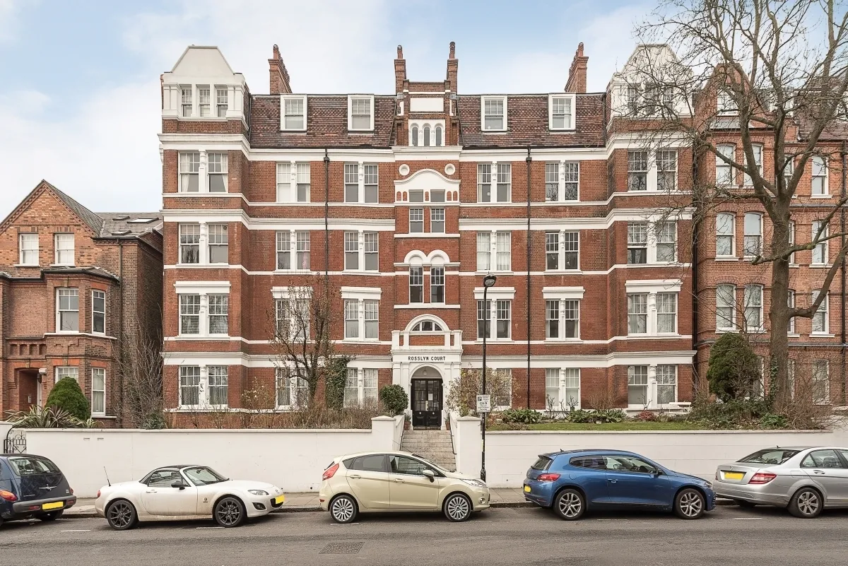 4 bed flat to rent — 10 Ornan Road Belsize Park NW3