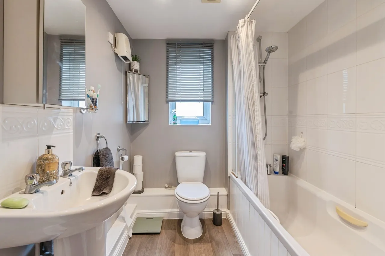 Collier Way, Southend-on-Sea, Essex, SS1, photo 6