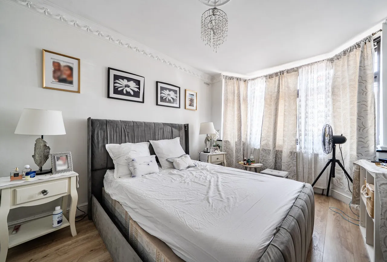 Ardleigh Green Road, Hornchurch, RM11 2SU, photo 8