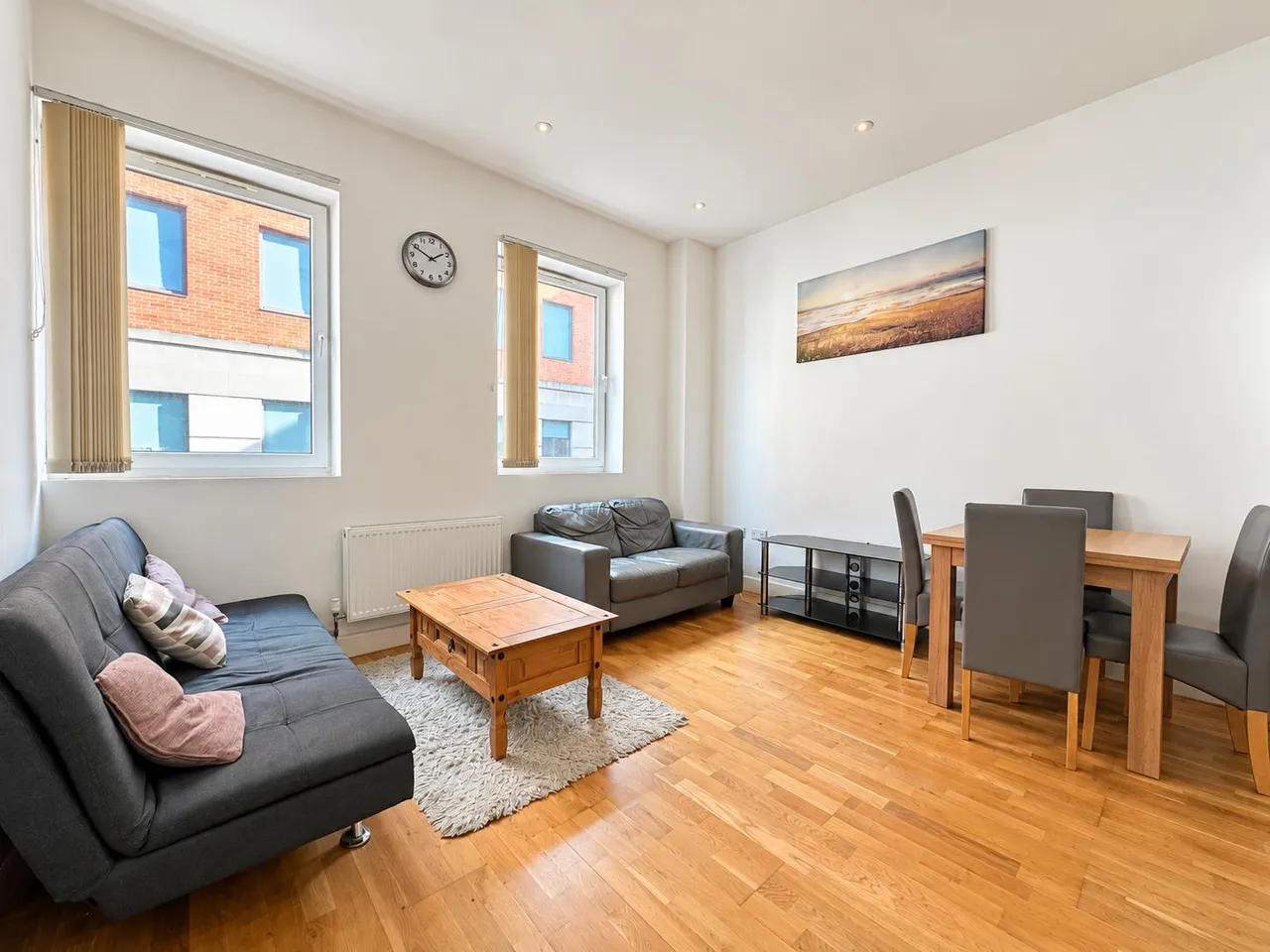 High Street, Slough, SL1, photo 3