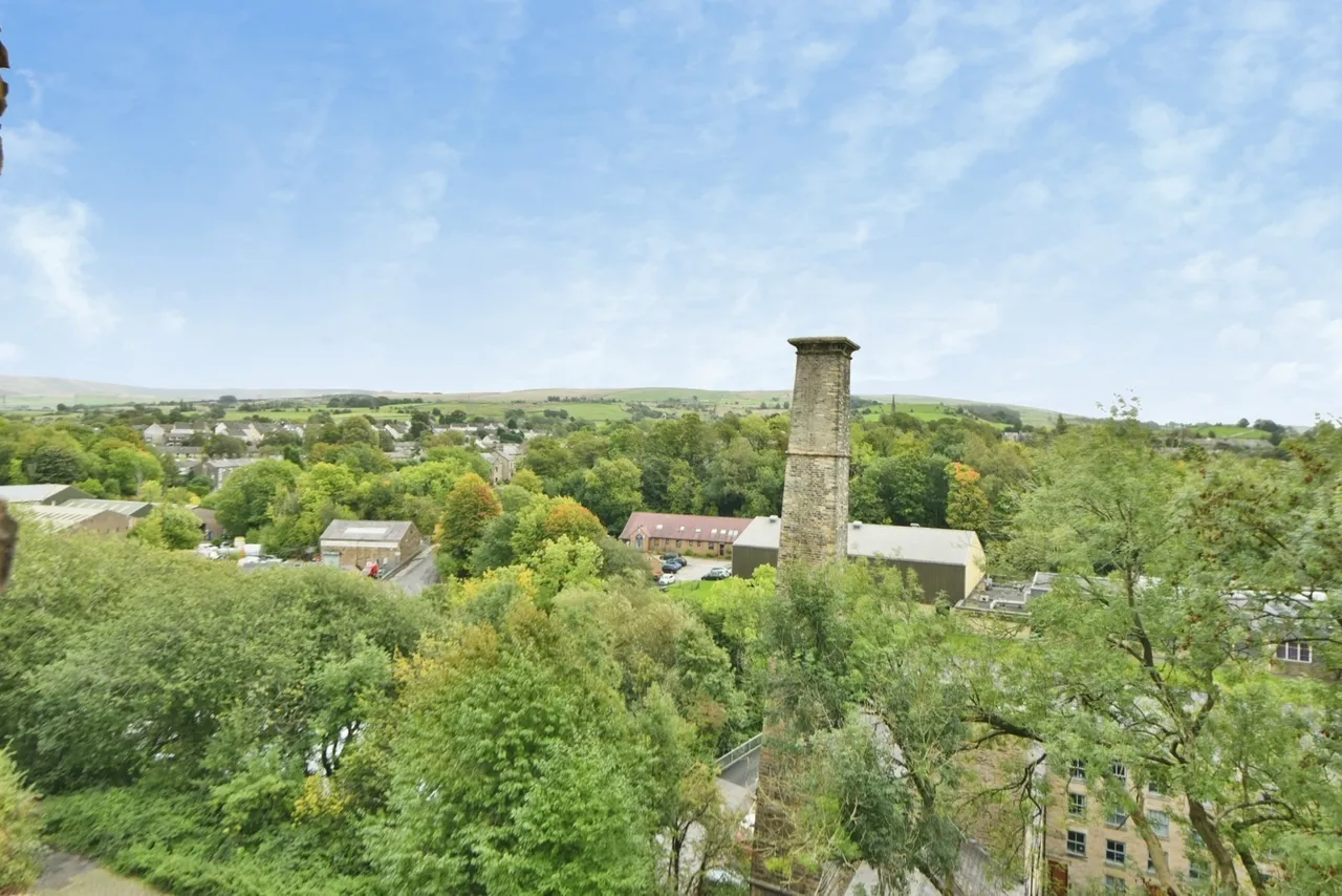 High Street, New Mills, SK22, photo 7