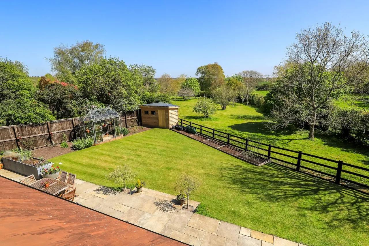Chapel Hill, West Grimstead, Salisbury, Wiltshire, SP5 3SJ, photo 14